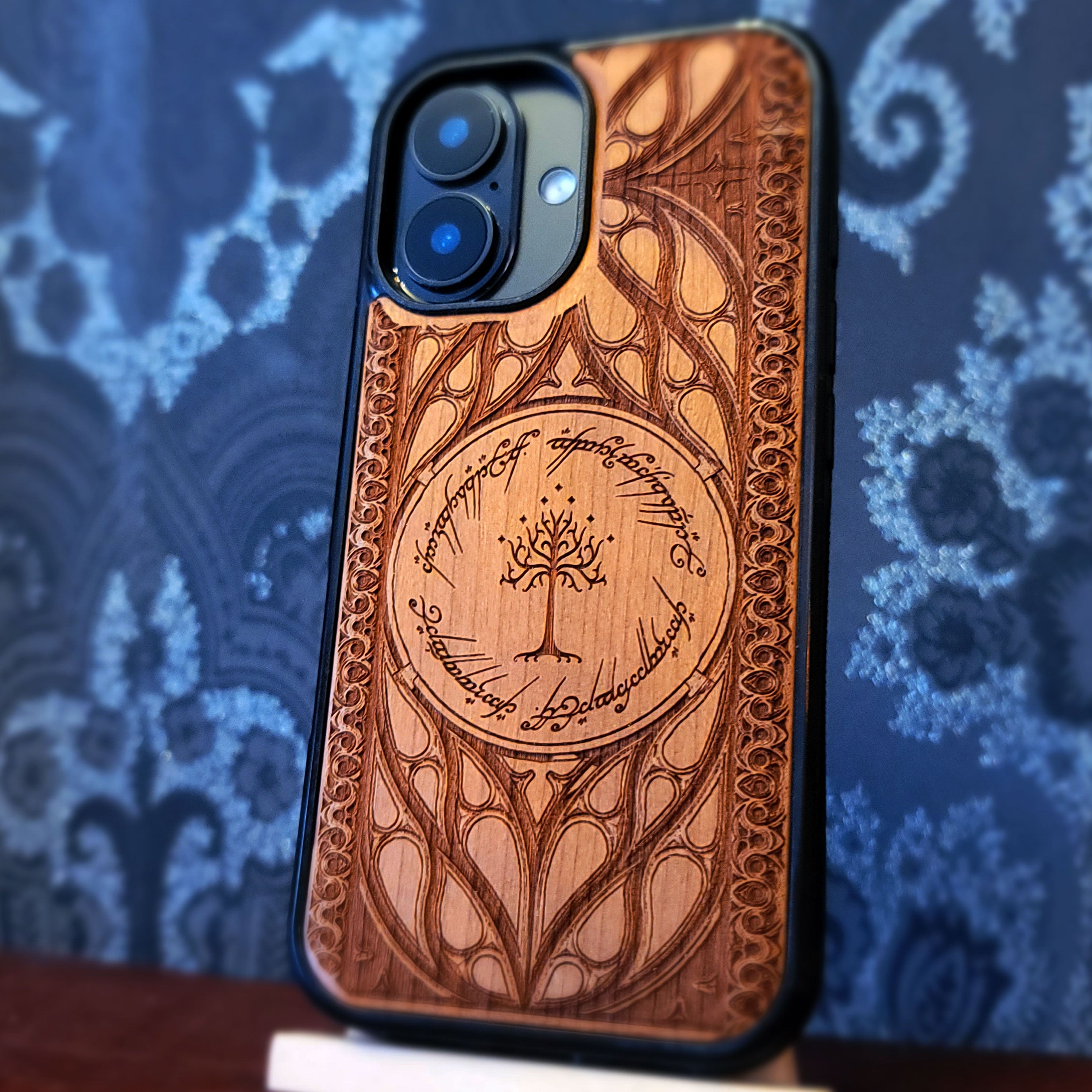 Wood Phone Case - Lord of The Rings Theme