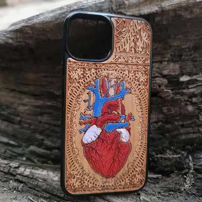 Protective human heart wooden phone case for iPhone, handcrafted with engraved designs. Fits iPhone -11 Pro Max. Samsung Galaxy S - S21 Ultra Plus. Durable and eco-friendly.