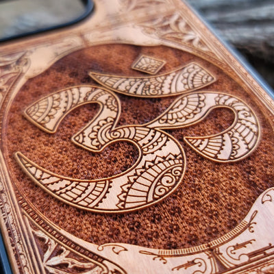 Gothic wood phone case featuring the OM Aum Reiki symbol, intricately laser-engraved for a unique and spiritual design. Compatible with iPhone , 15, 14, 13, 12, 11 Pro Max Mini, and Samsung Galaxy S, S24, S23, S22, S21, S20 Ultra Plus, Note 20. A perfect blend of style, spirituality, and protection.