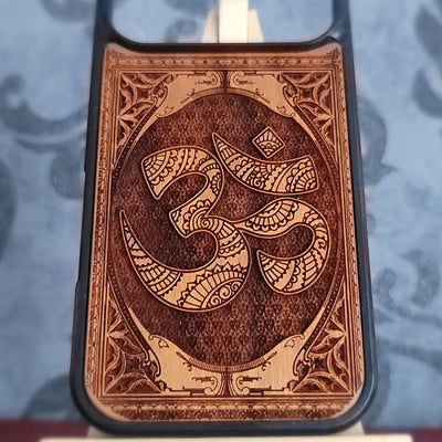 Símbolo Reiki OM AUM - Funda de madera para teléfono - Diseño gótico