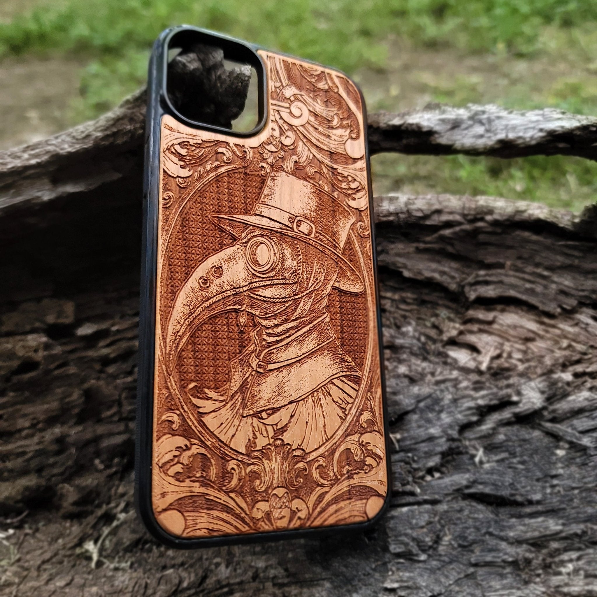 Gothic horror Plague Doctor case wood Galaxy S24 iPhone 