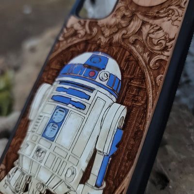 R2D2 Star Wars - Wood Phone Case - Hand Painted Star Wars engraved wood phone case