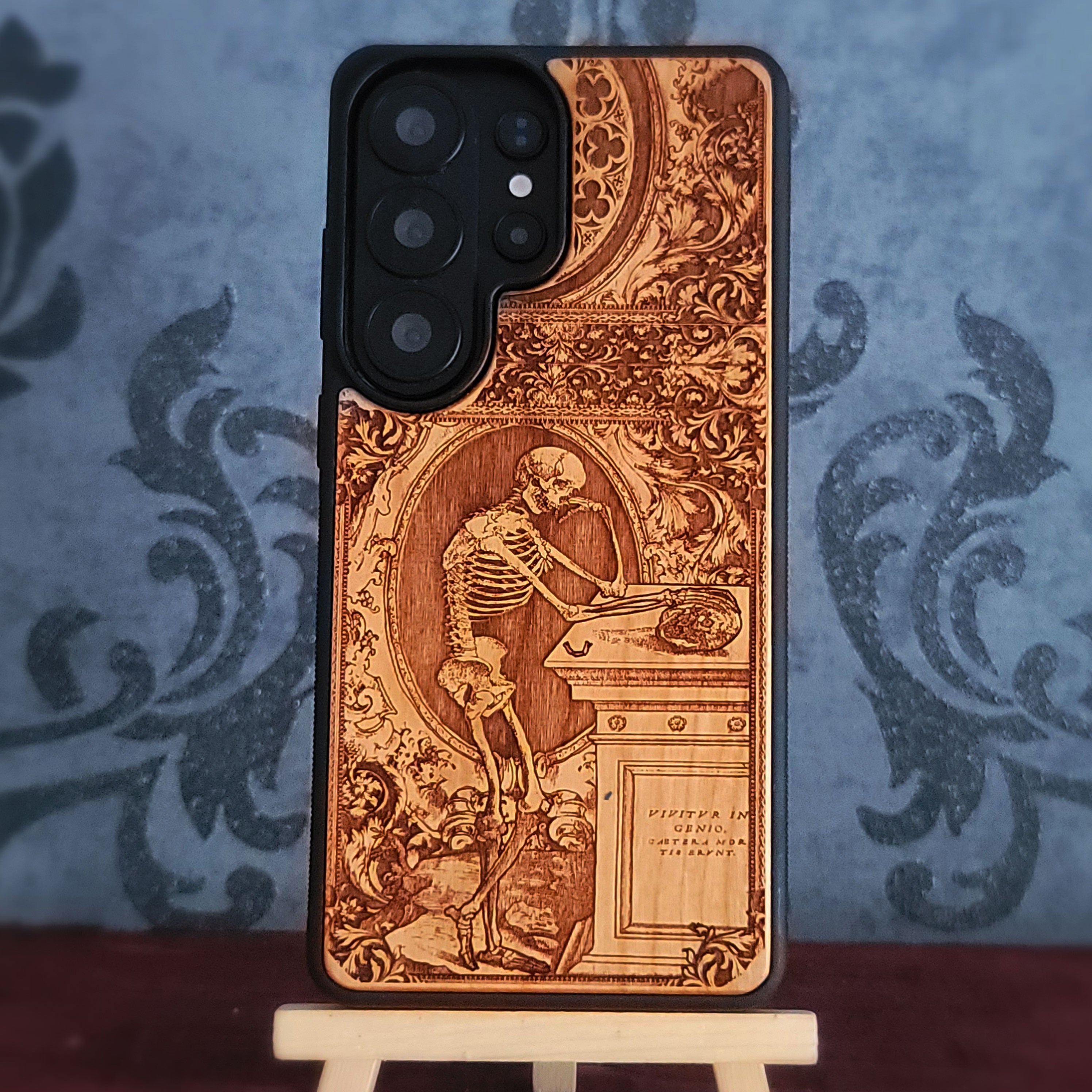 Andreas Vesalius' Skeleton - Wood Phone Case