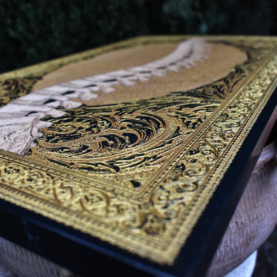 Dark gothic skull wooden wall decor, featuring detailed laser engraving and gold filling. Ideal for alternative, macabre, and horror-themed spaces.