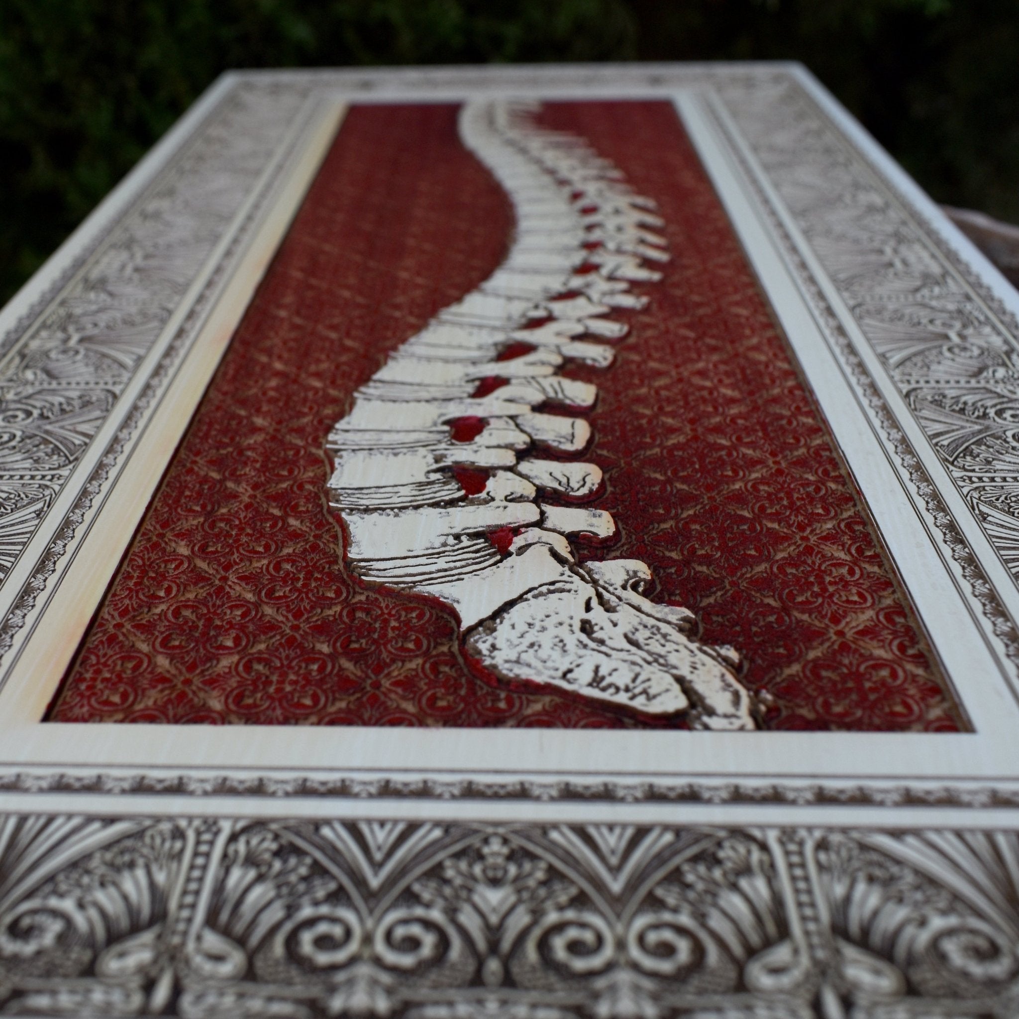 Spinney -  Large Maple White Paint