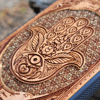 Hand-painted Hamsa Hand symbol wood phone case with Gothic pattern for iPhone & Samsung Galaxy. Laser-engraved design offers durability and style, compatible with iPhone , 15, 14, 13, 12, 11 Pro Max Mini & Samsung Galaxy S, S24, S23, S22, S21, S20 Ultra Plus Note 20.