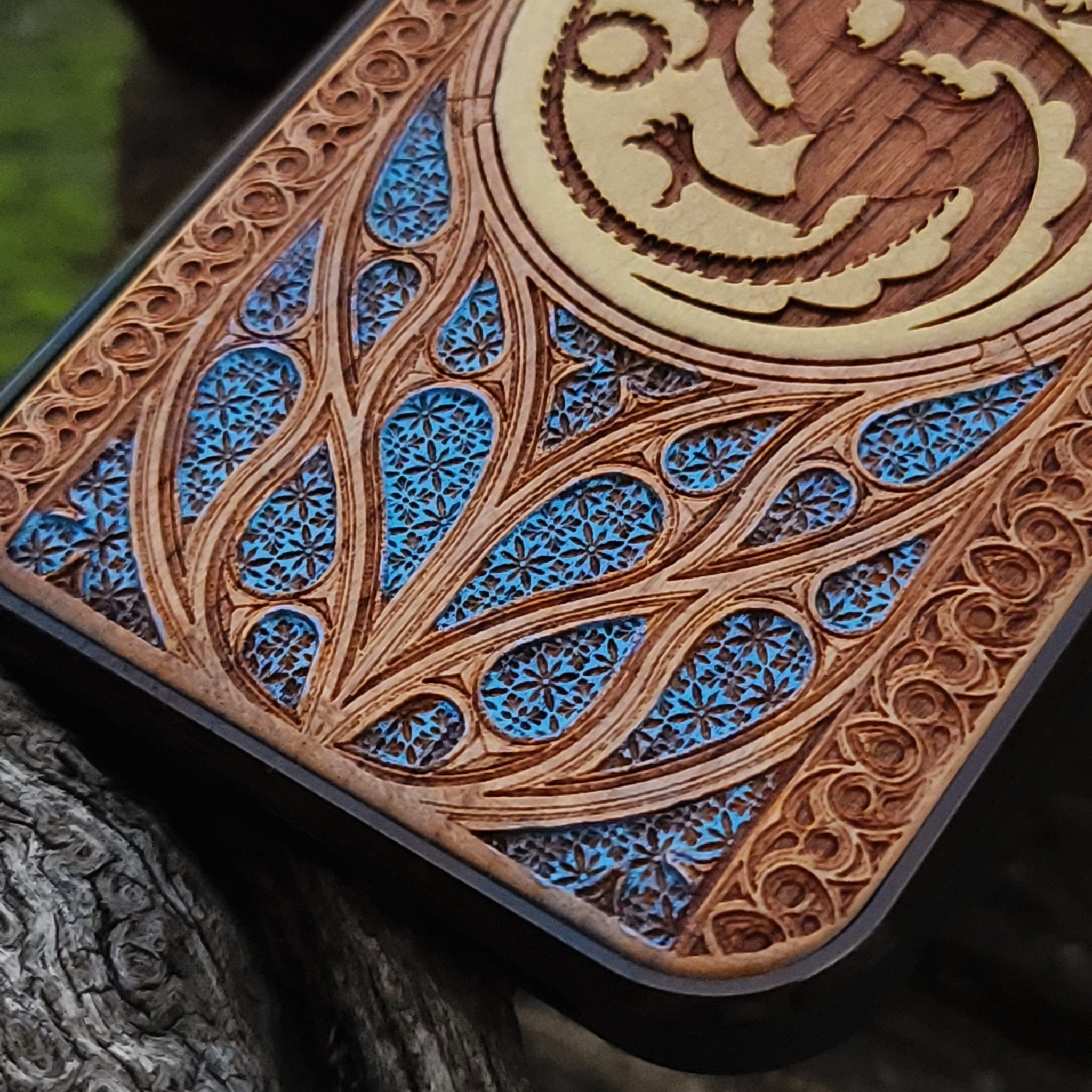 Hand-painted wood phone case with Gothic pattern design for iPhone  & Samsung Galaxy S. Unique laser-engraved detailing and premium wood craftsmanship for protection and style. Compatible with iPhone , 15, 14, 13, 12, 11 Pro Max Mini, and Samsung Galaxy S, S24, S23, S22, S21, S20 Ultra, Plus, Note 20.
