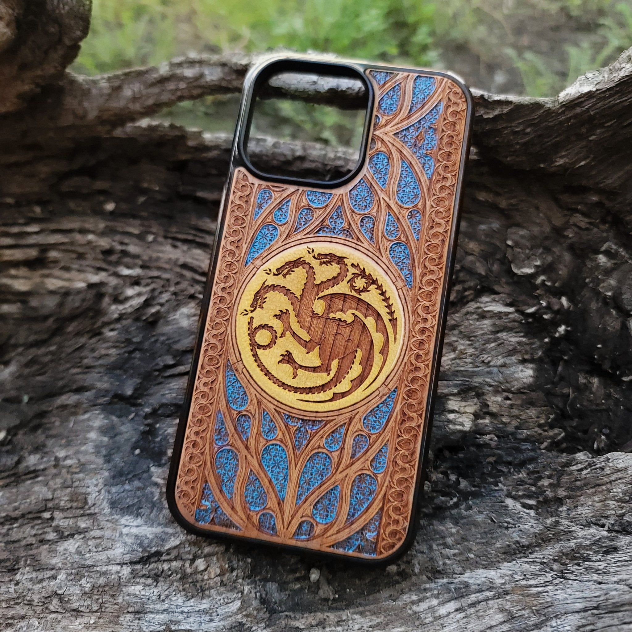 Hand-painted wood phone case with Gothic pattern design for iPhone  & Samsung Galaxy S. Unique laser-engraved detailing and premium wood craftsmanship for protection and style. Compatible with iPhone , 15, 14, 13, 12, 11 Pro Max Mini, and Samsung Galaxy S, S24, S23, S22, S21, S20 Ultra, Plus, Note 20.