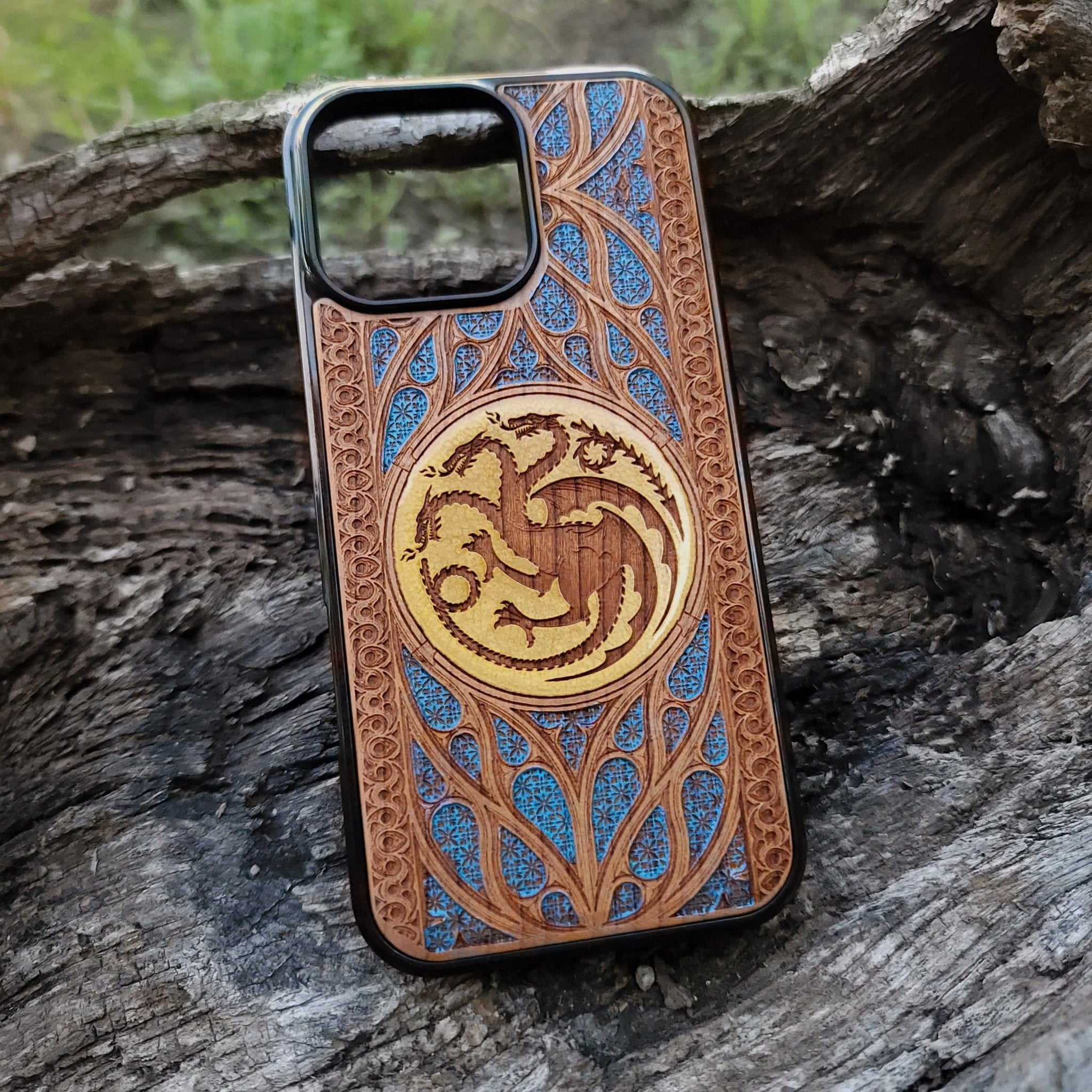 Hand-painted wood phone case with Gothic pattern design for iPhone  & Samsung Galaxy S. Unique laser-engraved detailing and premium wood craftsmanship for protection and style. Compatible with iPhone , 15, 14, 13, 12, 11 Pro Max Mini, and Samsung Galaxy S, S24, S23, S22, S21, S20 Ultra, Plus, Note 20.