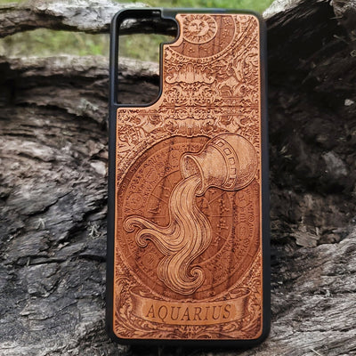 Aquarius constellation engraved on wood phone case