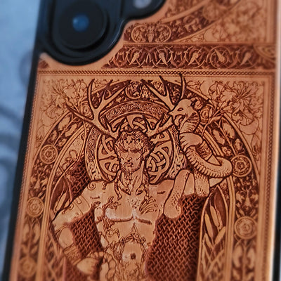 Dios Cernunnos - Funda de madera para teléfono