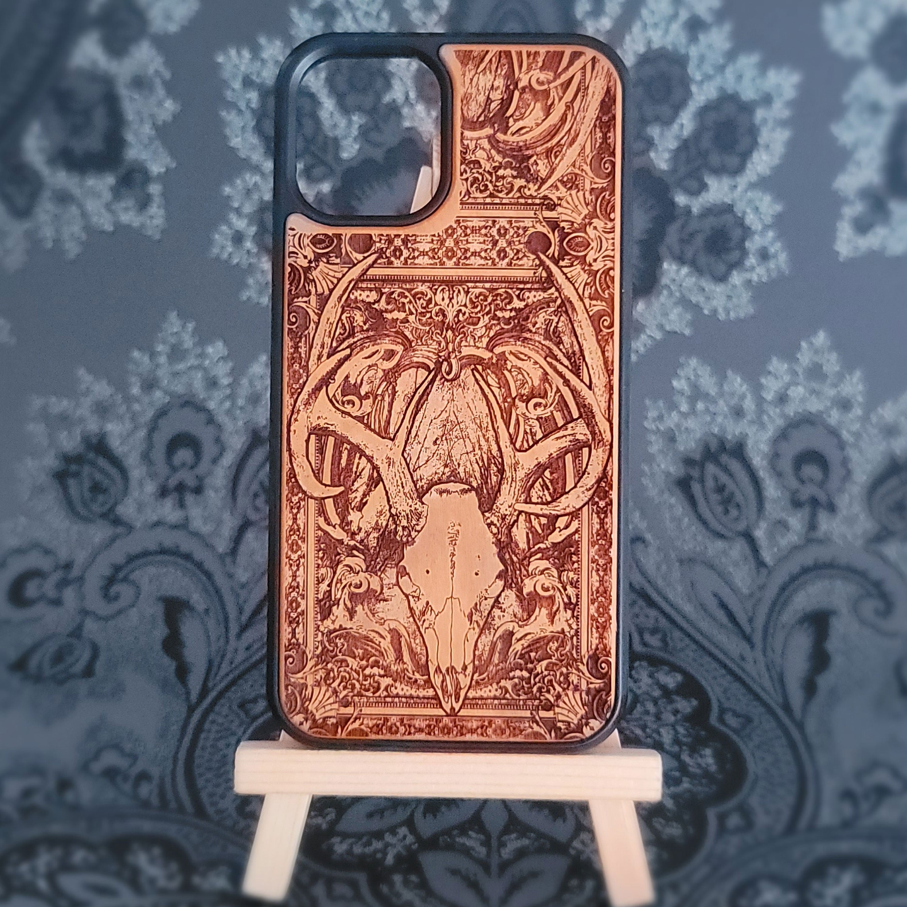 Funda de madera para iPhone y Samsung Galaxy - Diseño de esqueleto "Cráneo de ciervo"