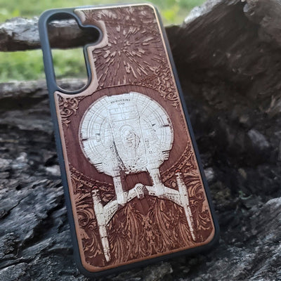 Intergalactic Ship Enterprise NX01 - Wood Phone Case - Hand Painted Alien xenomorph HR Giger biomechanical engraved