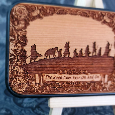 Handyhülle aus Holz – Individuelles Symboldesign X