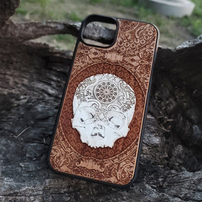 Dark gothic skull phone case, laser-engraved and hand-painted on premium wood for a unique horror-inspired style.