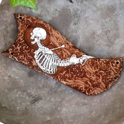 Epiphone SG G-400 Pro Pickguard - Stumble Skeleton Hand Painted – gothic art, engraved wood, dark fantasy, skeleton design, artisan crafted