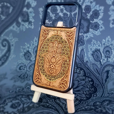 Hand-painted Hamsa Hand symbol wood phone case with Gothic pattern for iPhone & Samsung Galaxy. 