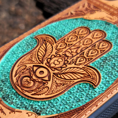 Hand-painted Hamsa Hand symbol wood phone case with Gothic pattern for iPhone & Samsung Galaxy. Laser-engraved design offers durability and style, compatible with iPhone , 15, 14, 13, 12, 11 Pro Max Mini & Samsung Galaxy S, S24, S23, S22, S21, S20 Ultra Plus Note 20.