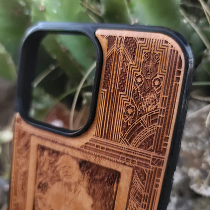 Deep engraved wood phone case with Han Solo from Star Wars, fits iPhone 16 and Galaxy S25
