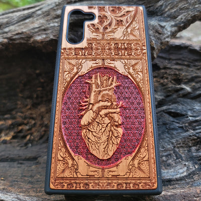 Anatomical heart gothic artwork engraved on a wooden phone case, compatible with iPhone  and Samsung Galaxy 