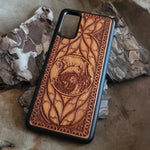 Load image into Gallery viewer, iPhone &amp; Samsung Galaxy Wood Phone Case - Lord of The Rings Fairy Hobbit Door II
