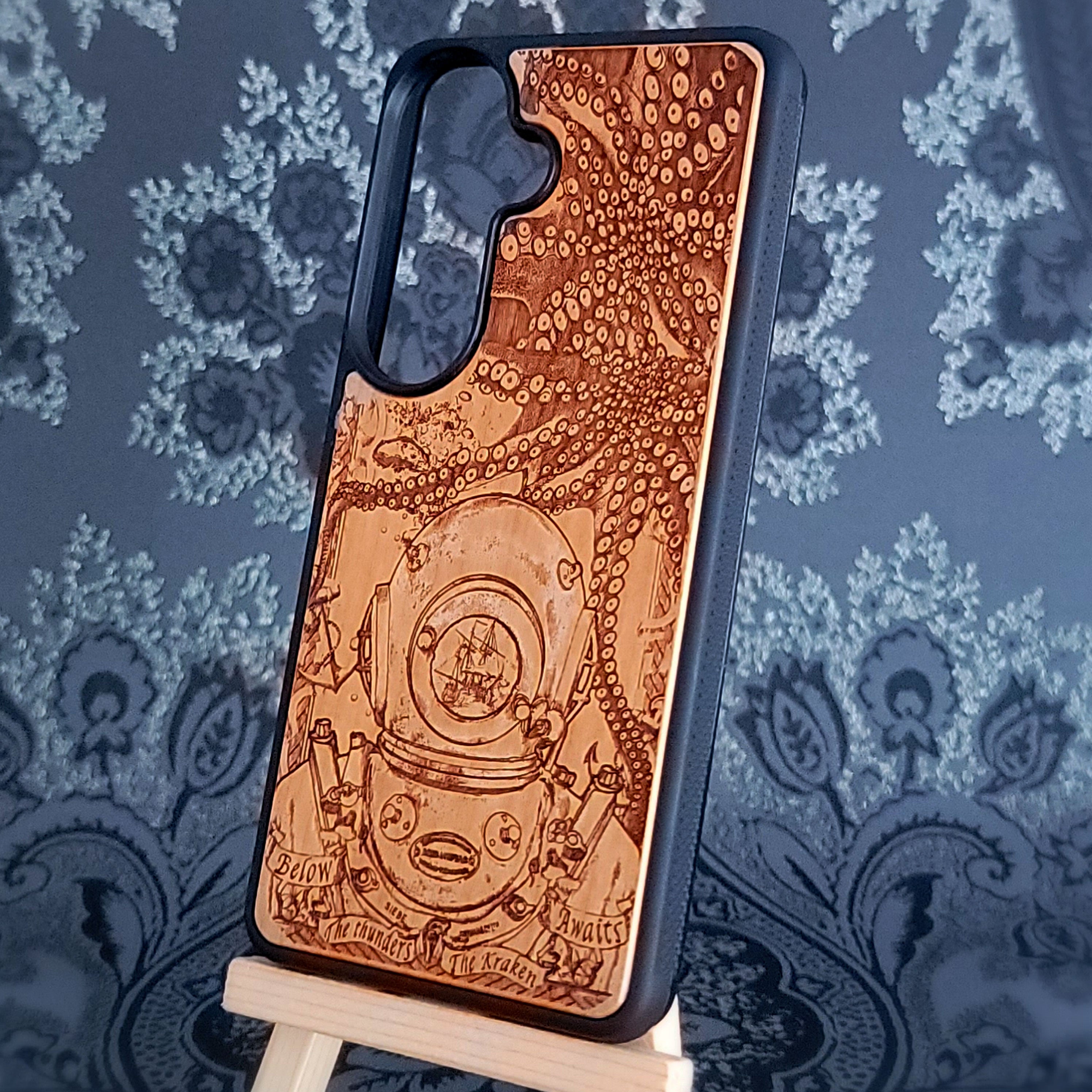 Kraken Deep Sea - Wood Phone Case