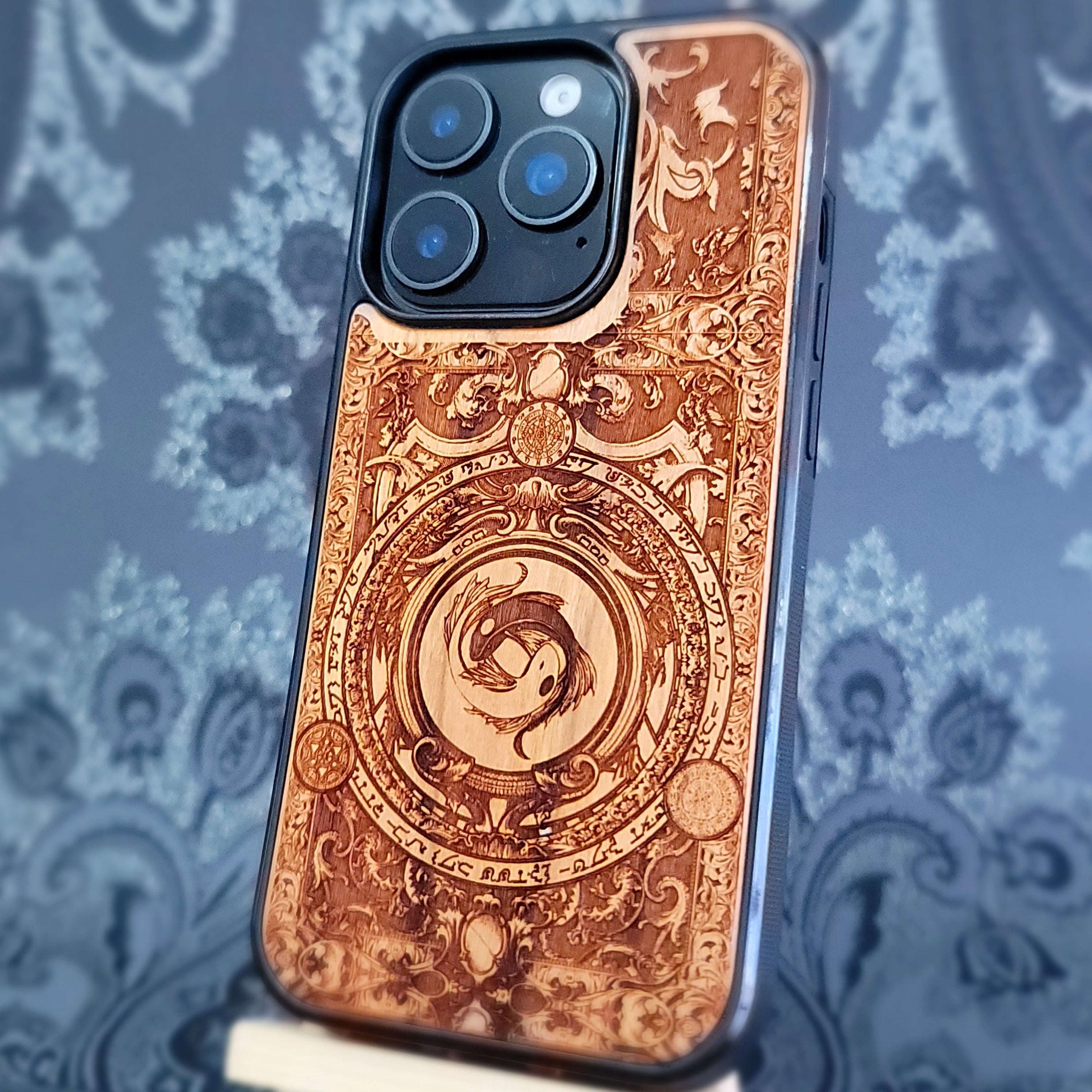 Funda de madera para iPhone y Samsung Galaxy - Ilustración "Yin y Yang"