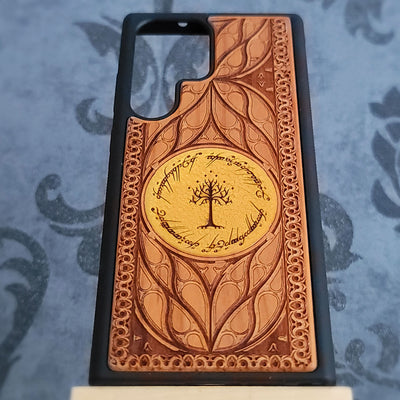 Handyhülle aus Holz - Herr der Ringe handbemalt