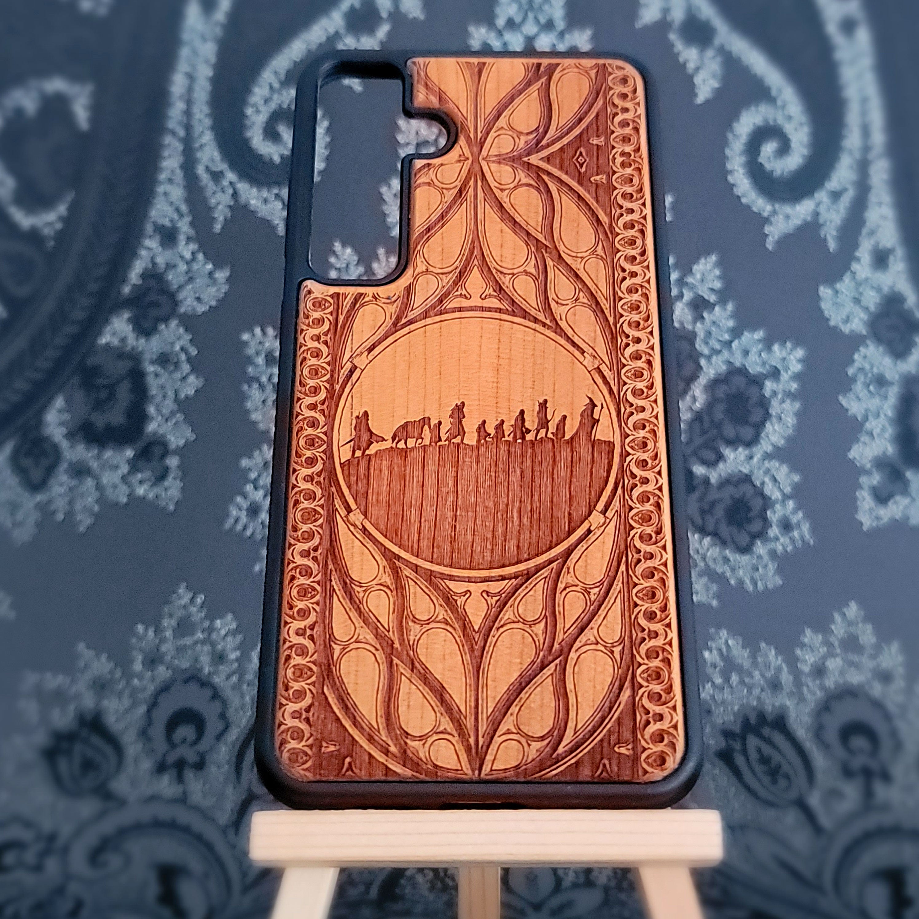 Lord of the Rings wood phone case featuring the Fellowship of the Ring silhouette 