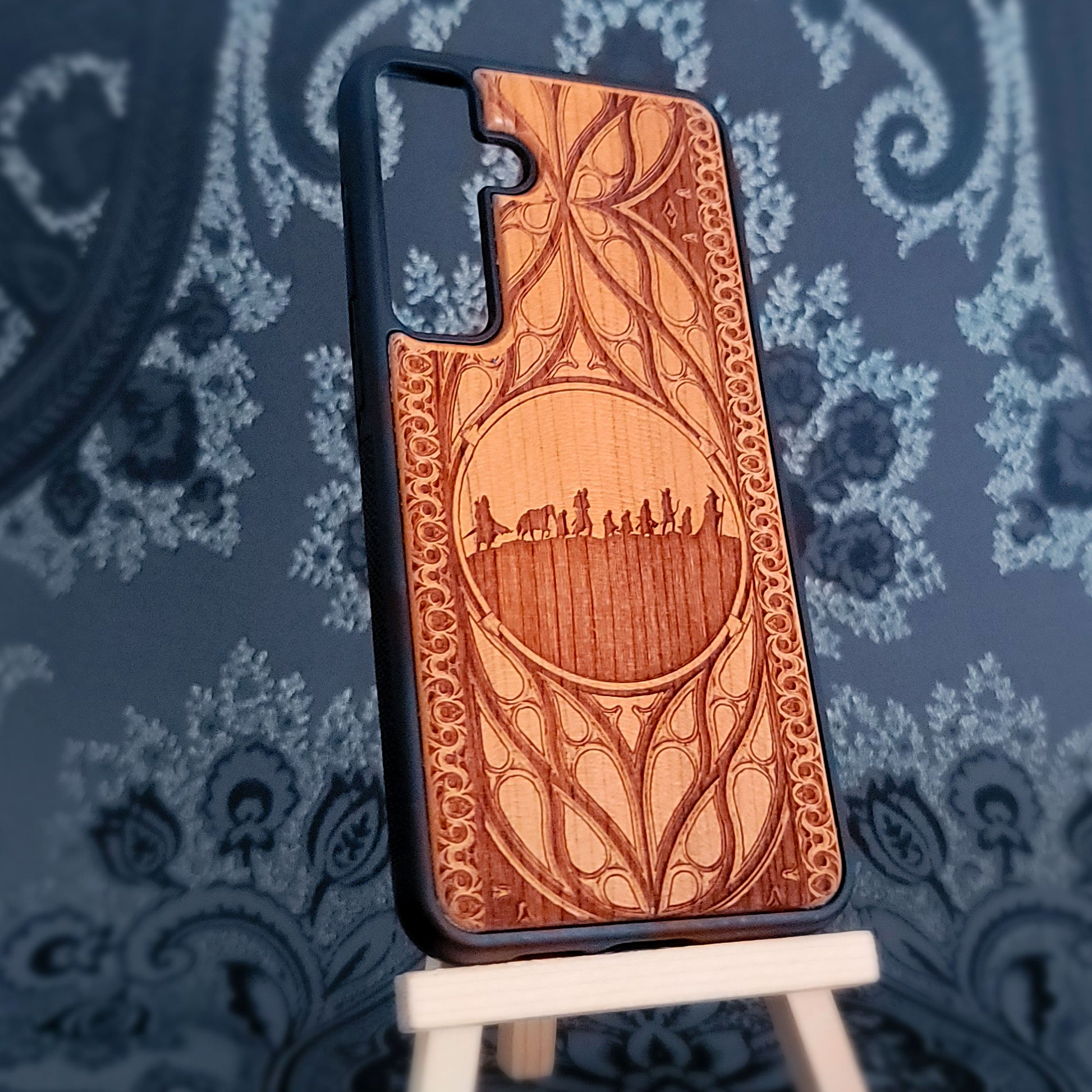 Handyhülle aus Holz - Individuelles Symboldesign VI