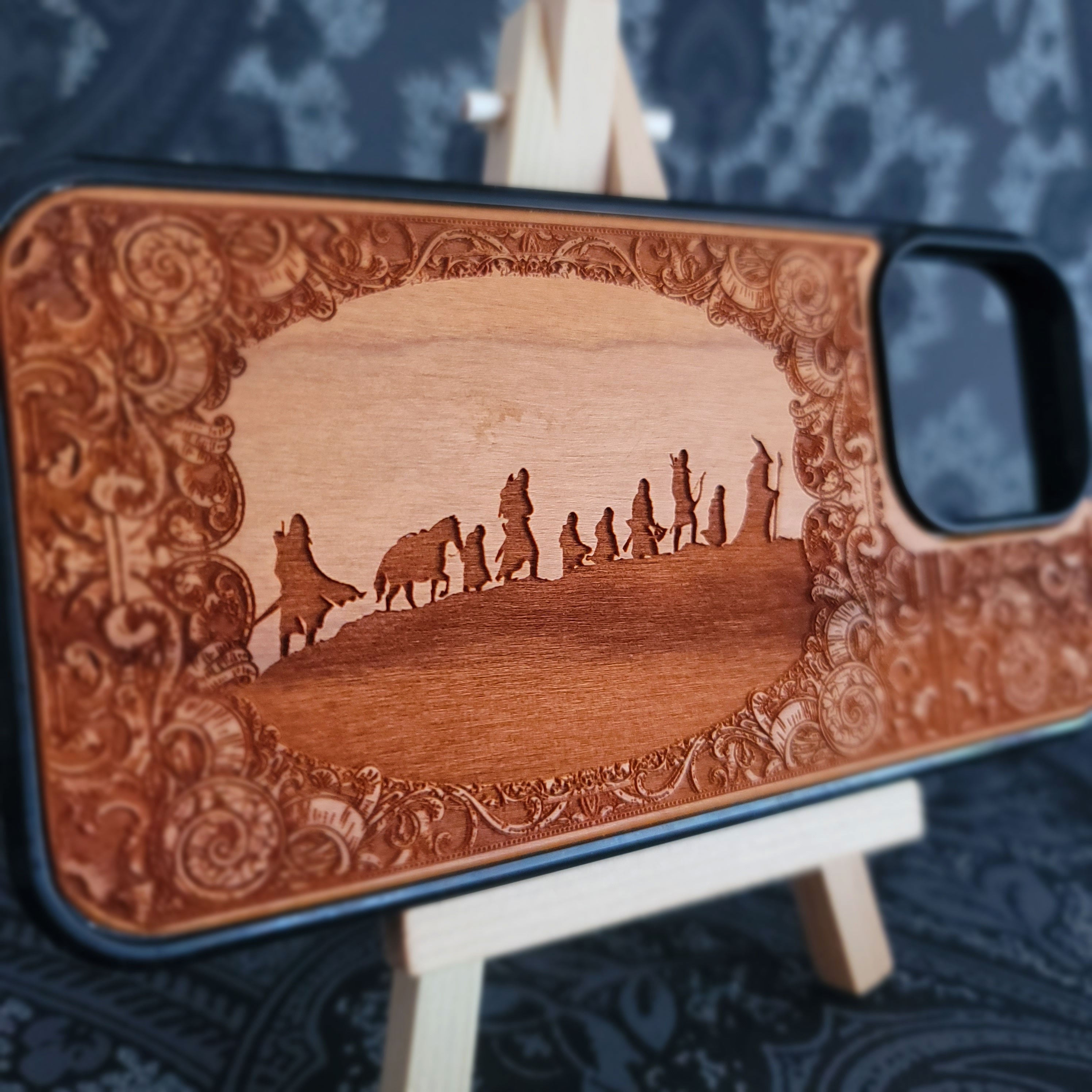 Handyhülle aus Holz - Individuelles Symboldesign IX