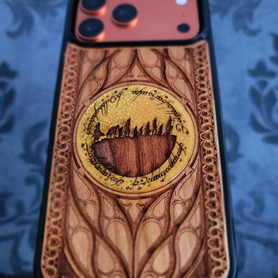 Funda de madera para teléfono - Diseño de símbolo personalizado V pintado a mano