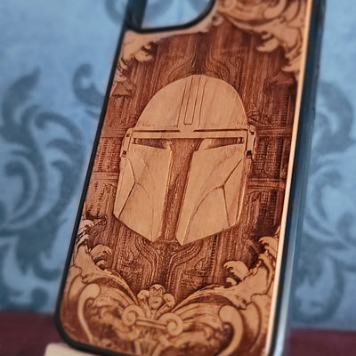 Mandalorian helmet wood phone case, hand-painted and laser engraved design