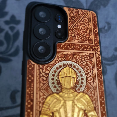 Medieval knight engraved on a wooden phone case, compatible with iPhone  and Samsung Galaxy S.