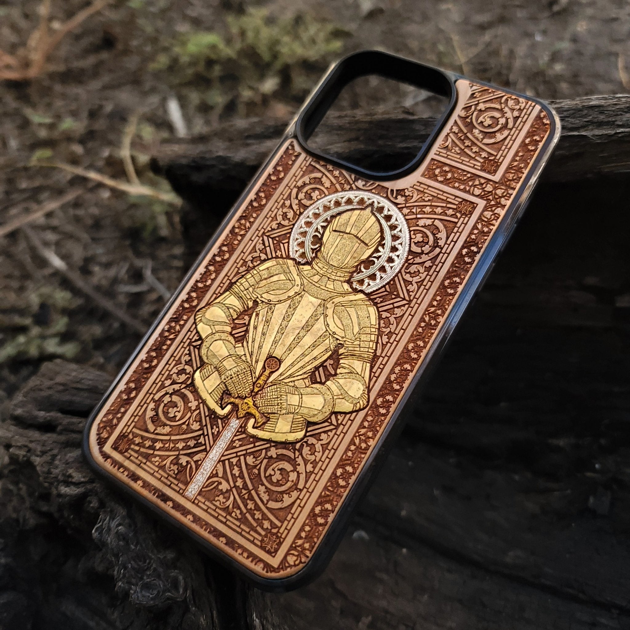 Medieval knight engraved on a wooden phone case, compatible with iPhone  and Samsung Galaxy S.