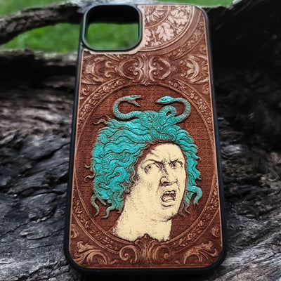 Mythological wood case with Medusa design Galaxy S iPhone