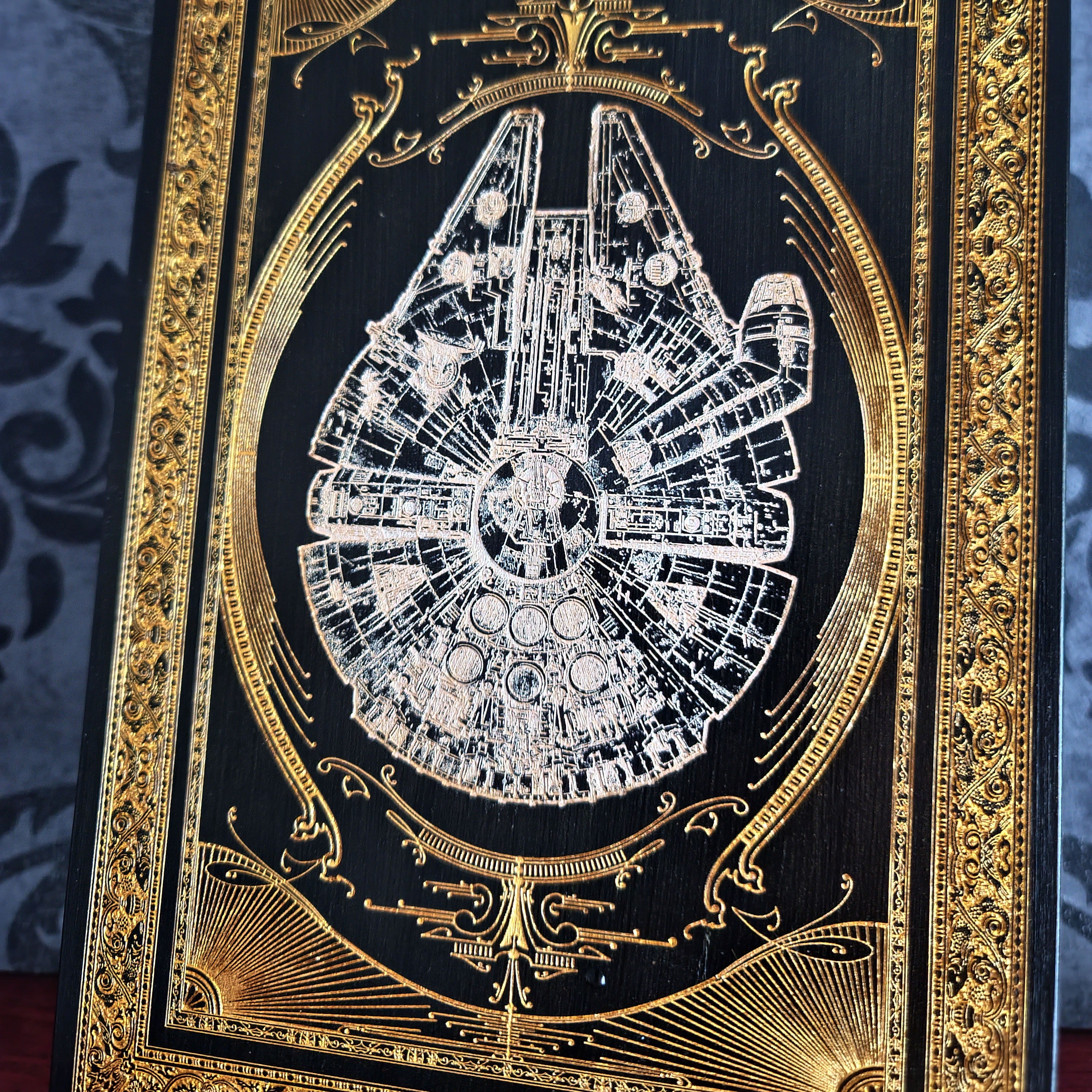 Millennium Falcon - Star Wars Medium Black & Gold & Silver Pigment