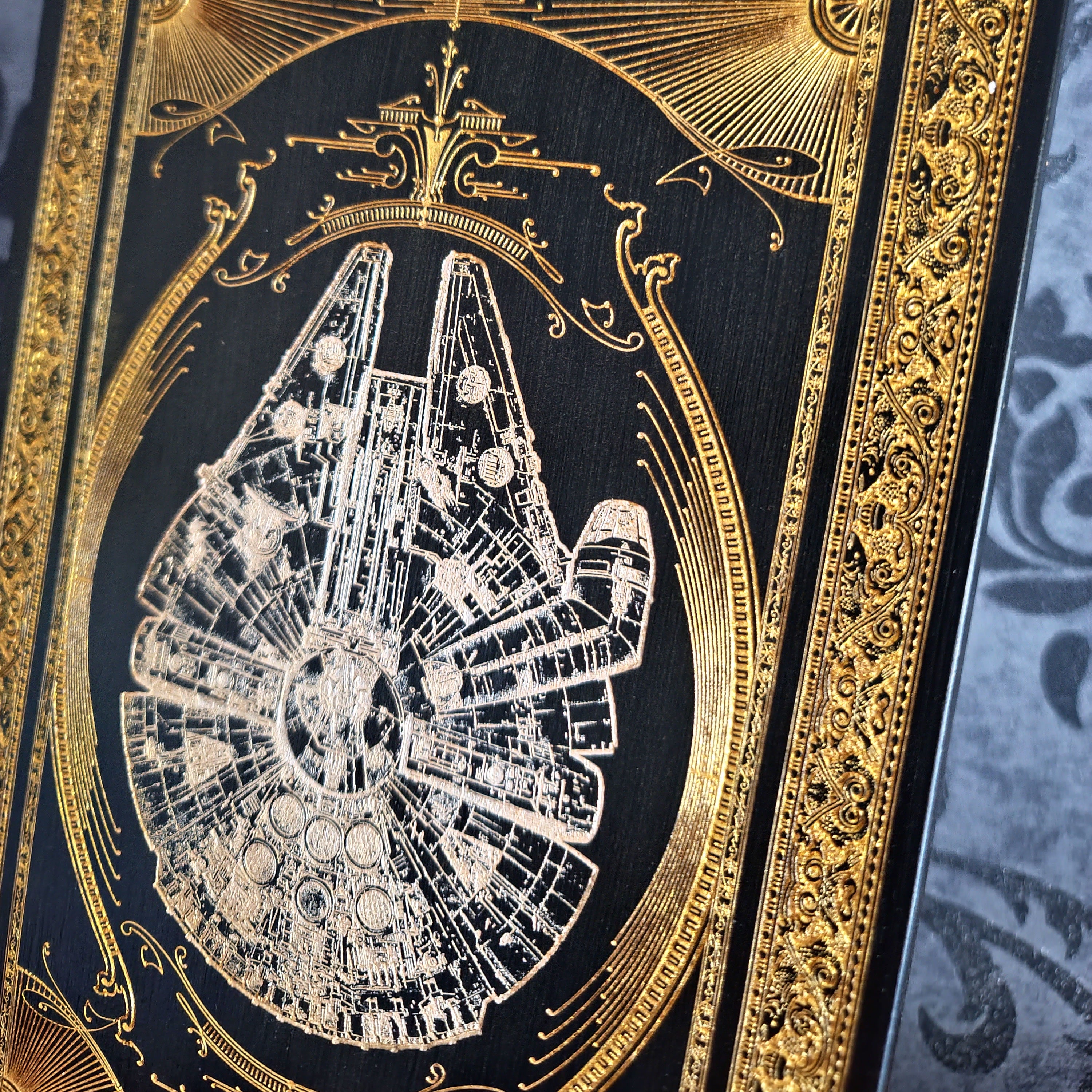 Millennium Falcon - Star Wars Medium Black & Gold & Silver Pigment