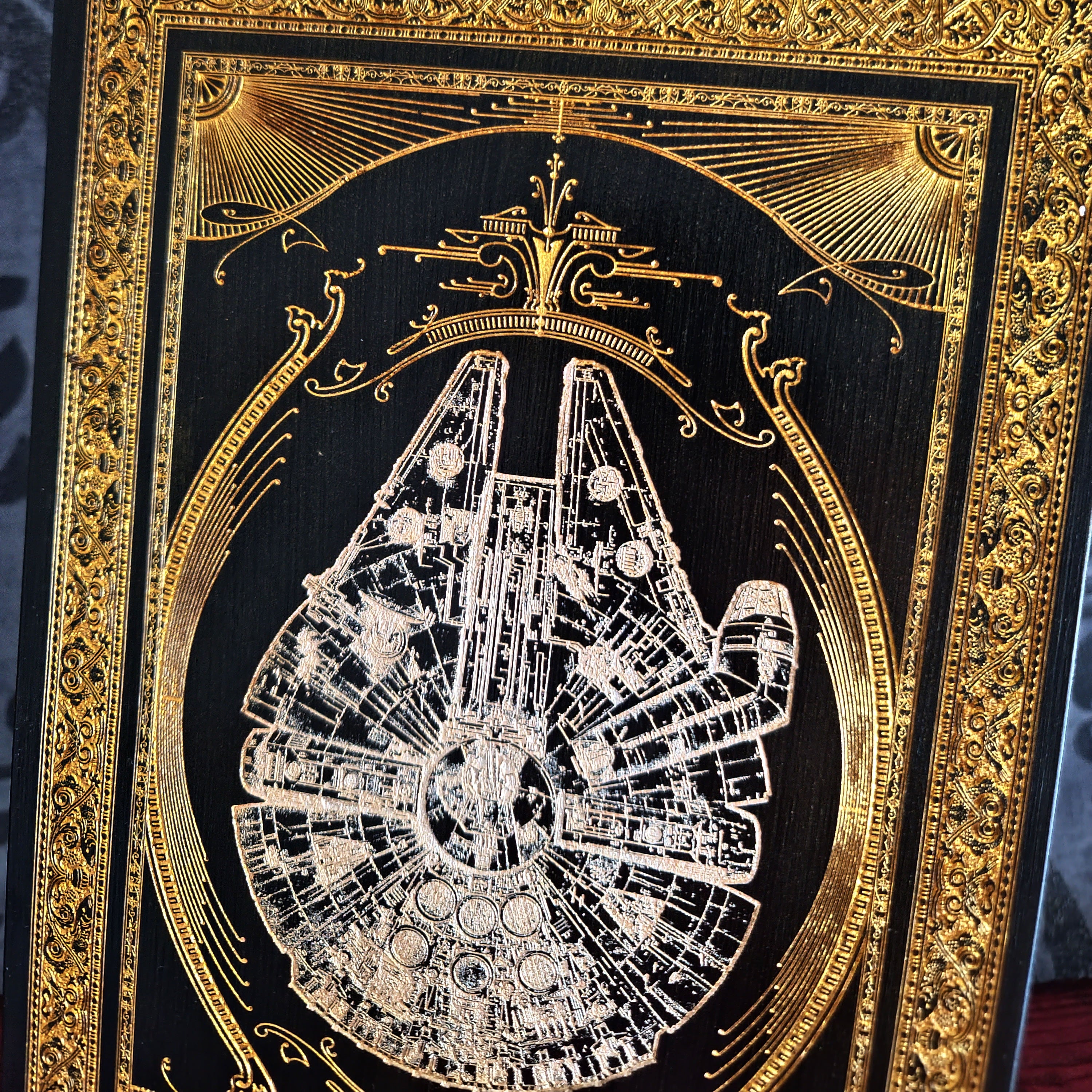 Millennium Falcon - Star Wars Medium Black & Gold & Silver Pigment