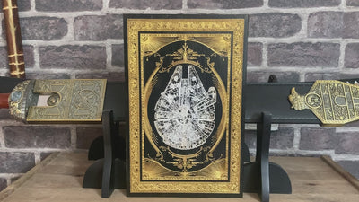 Engraved wood Millennium Falcon, ideal for Star Wars room decoration.