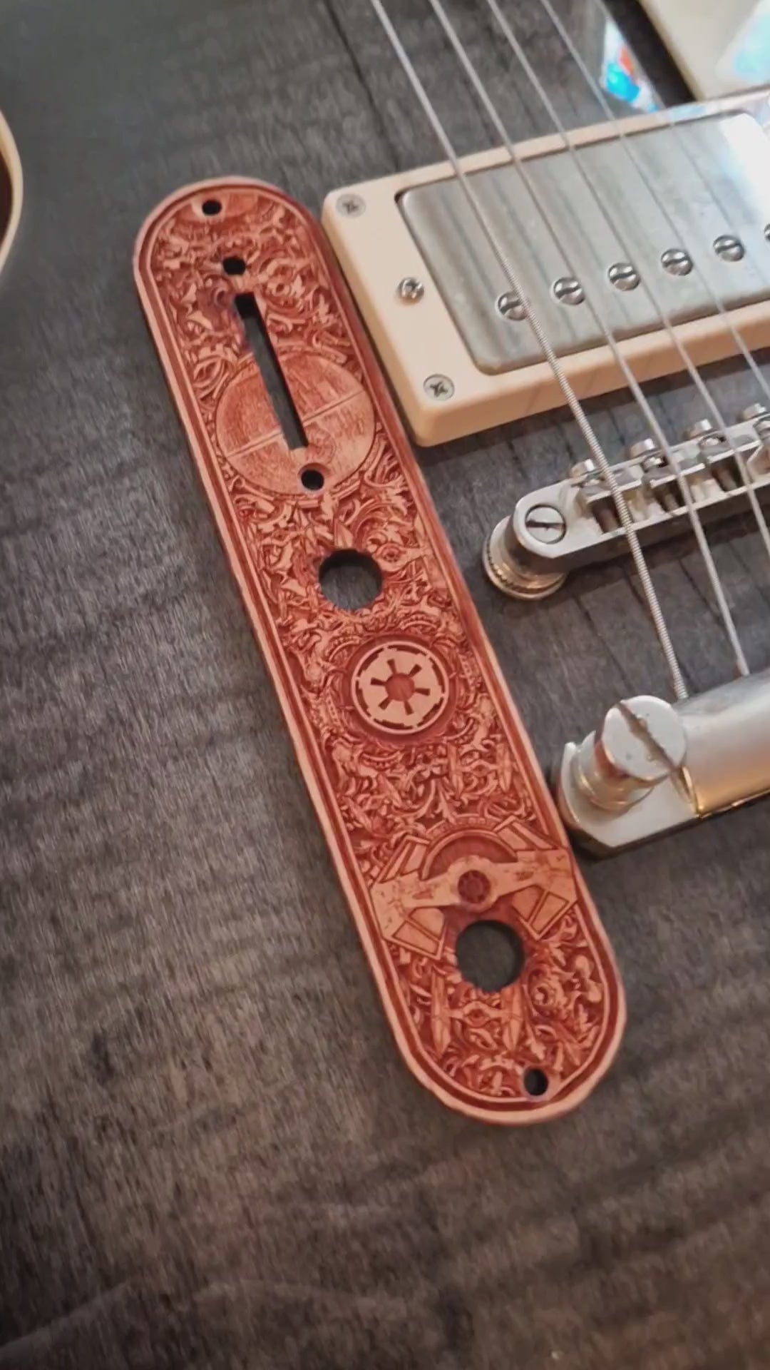 Cubierta de trémolo Tie Fighter Star Wars para guitarra eléctrica Stratocaster