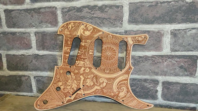 Stratocaster HSS &amp; SSS Holz-Schlagbrett - Gothic Guitar