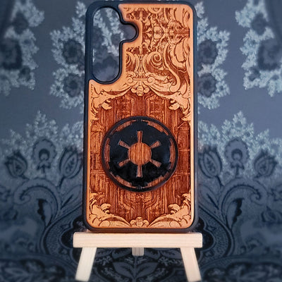 Galactic Empire Logo Holz Handytasche bemalt 