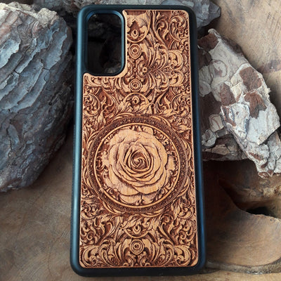 Wooden phone case with a gothic rose design, laser-engraved for iPhone , Galaxy S, and more. Perfect for lovers of gothic art and vintage style, offering durable protection and a unique, handcrafted aesthetic.