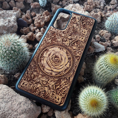 Wooden phone case with a gothic rose design, laser-engraved for iPhone , Galaxy S, and more. Perfect for lovers of gothic art and vintage style, offering durable protection and a unique, handcrafted aesthetic.