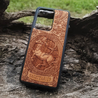 Personalized horoscope wood phone cover with Sagittarius symbol

