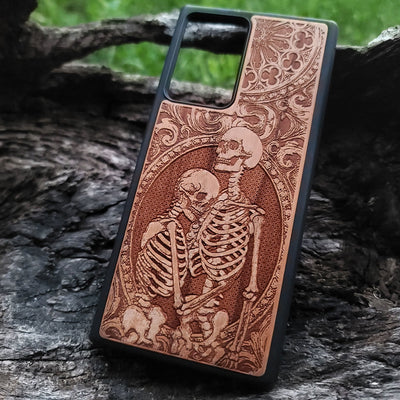 Skeleton love gothic phone case iPhone  wood engraved