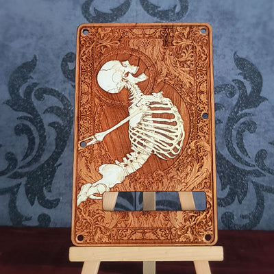 Stumble Painted Tremolo Cover für Stratocaster E-Gitarre