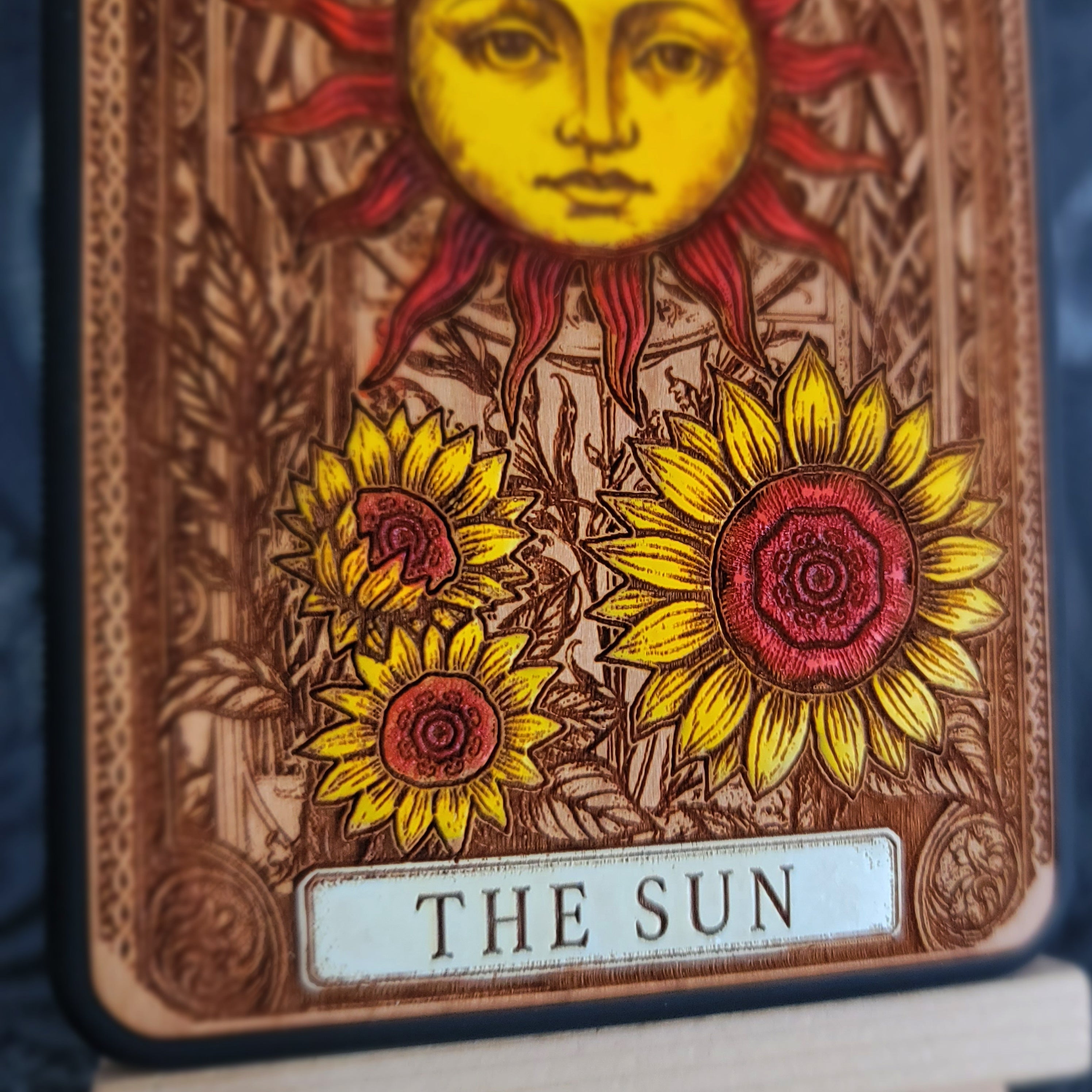 Die Sonne Tarot Karte Holz Handytasche bemalt