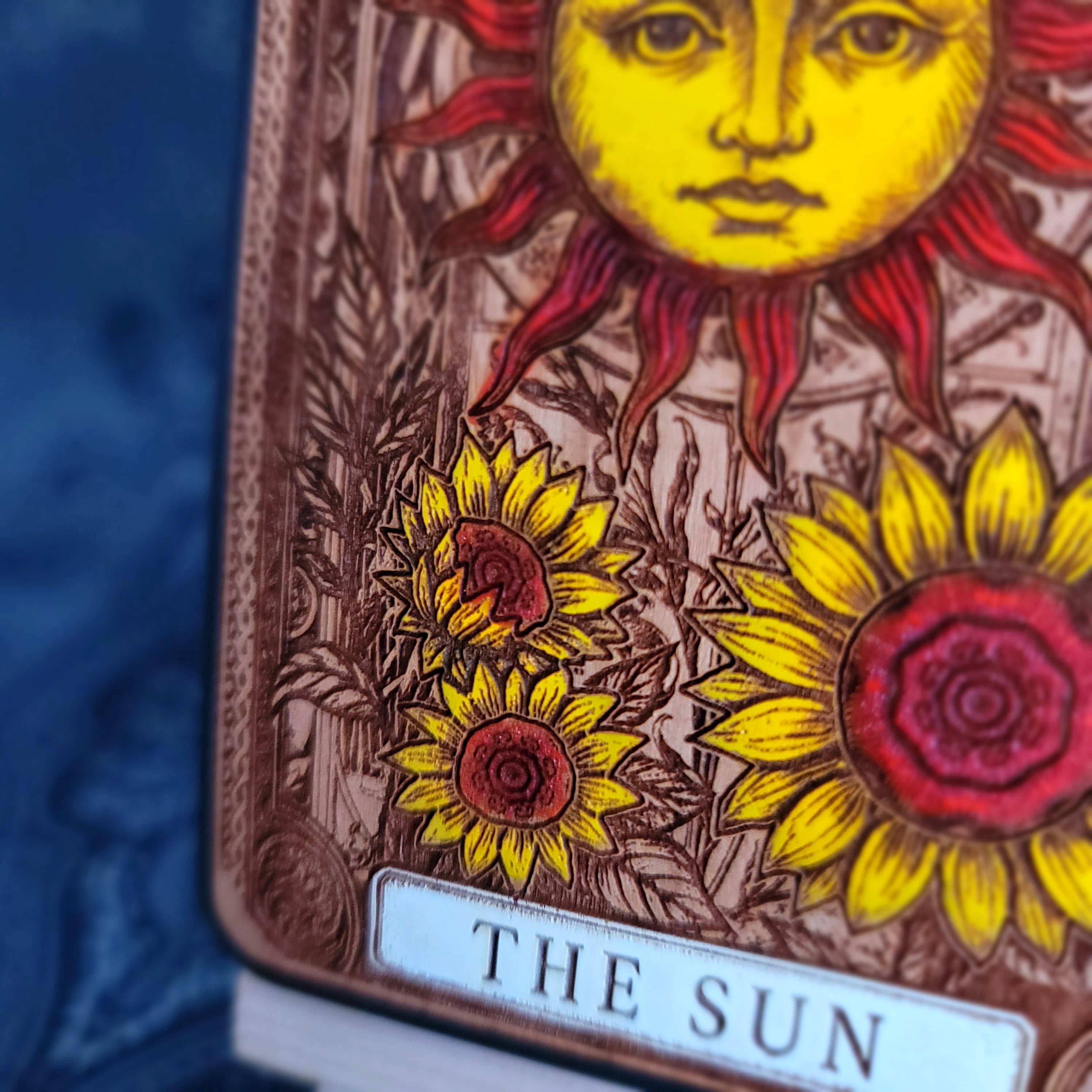 Die Sonne Tarot Karte Holz Handytasche bemalt